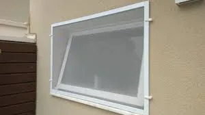 Janela mosquiteira de correr